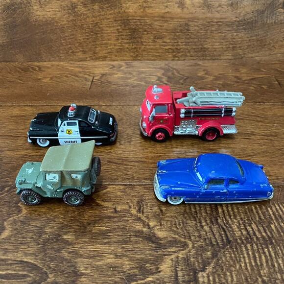 DISNEY PIXAR CARS Vintage Metal Diecast Sheriff Red Sarge Doc Hudson - Picture 2 of 4